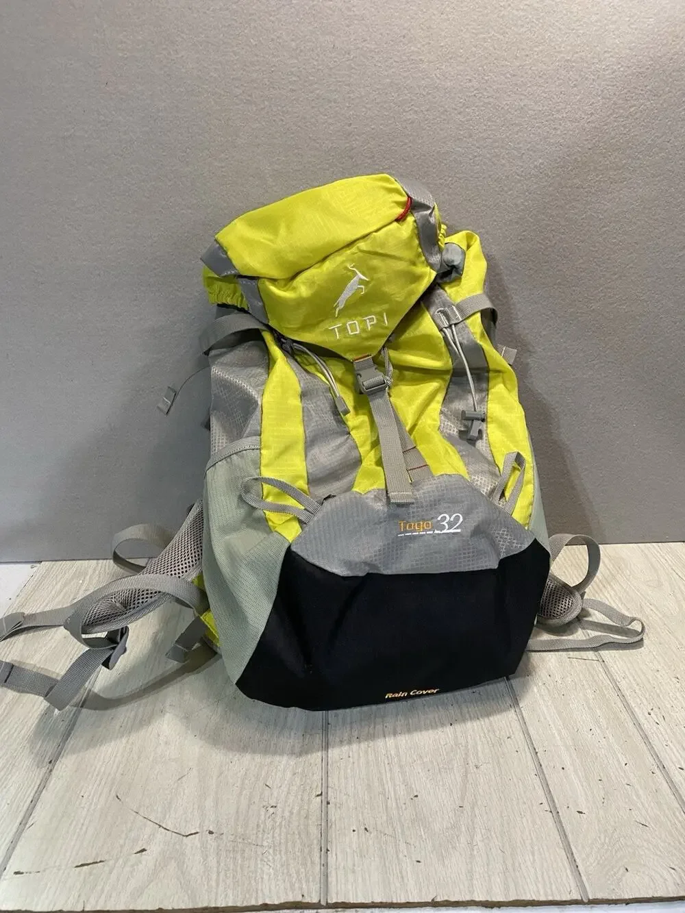 TOPI Togo 32 BACKPACK w/ Lumbar Back Panel HIKING TRAIL Rain Cover Hip Belt